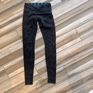 LULULEMON Blue Patterned Leggings SZ4